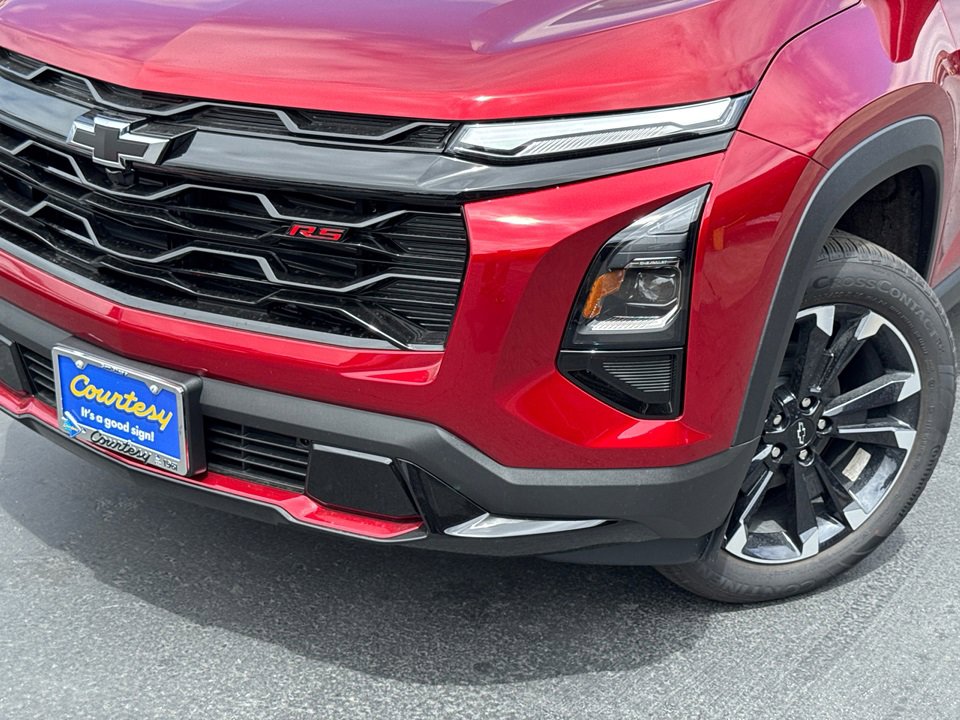 2026 Chevrolet Equinox RS photo 2