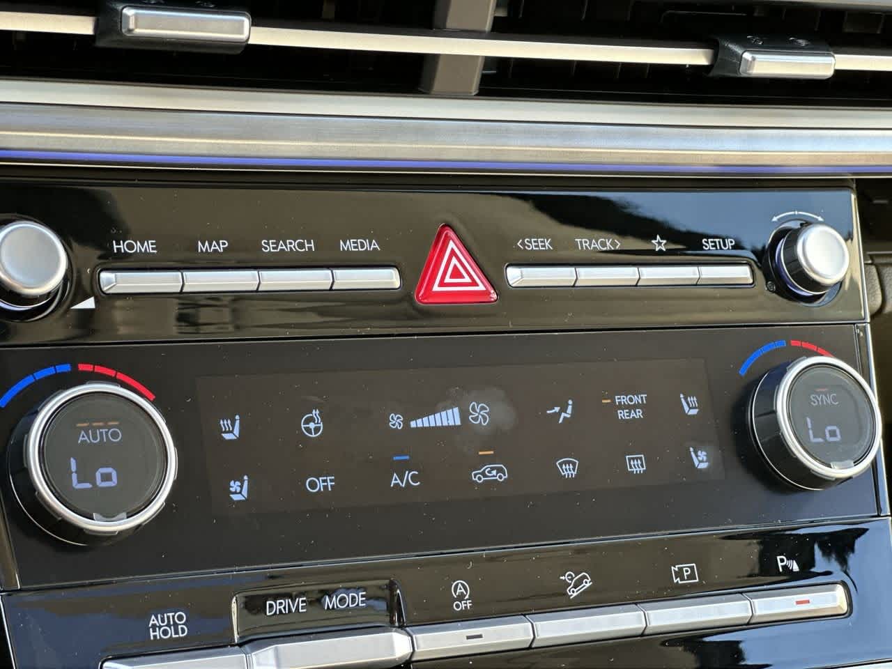 2025 Hyundai Santa Fe Calligraphy photo 15