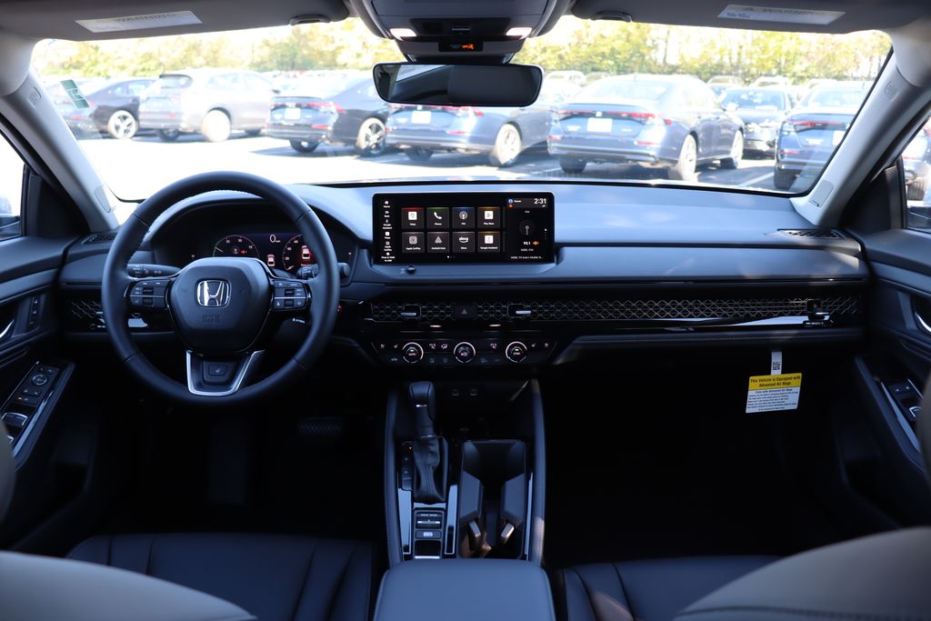 2025 Honda Accord Hybrid Touring photo 17