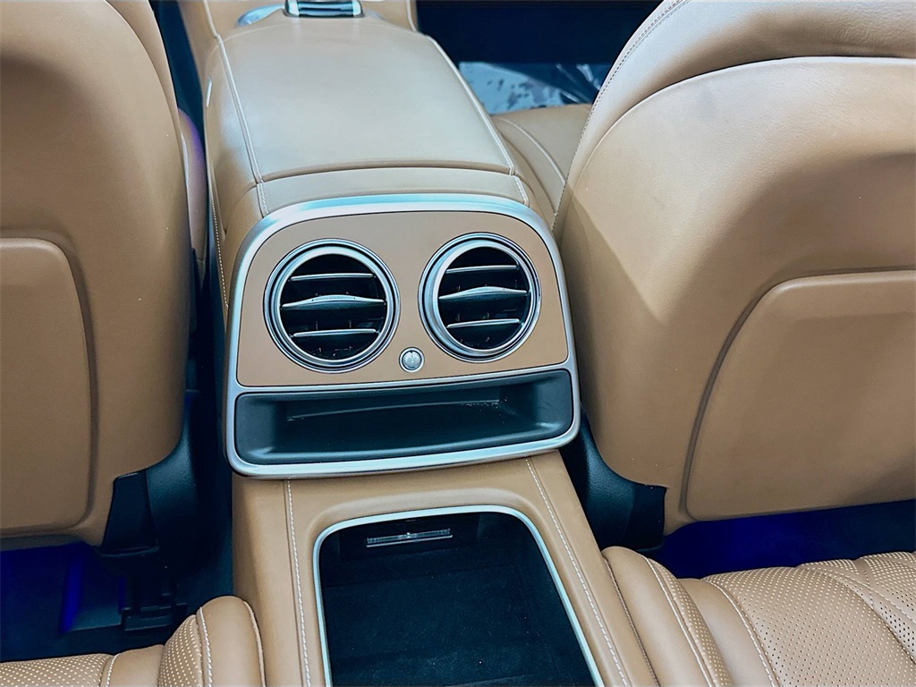 2017 Mercedes Benz S 550 photo 24