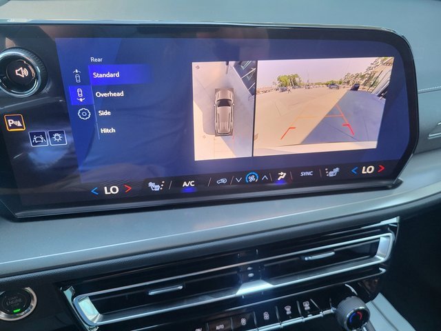 2026 Chevrolet Traverse photo 19
