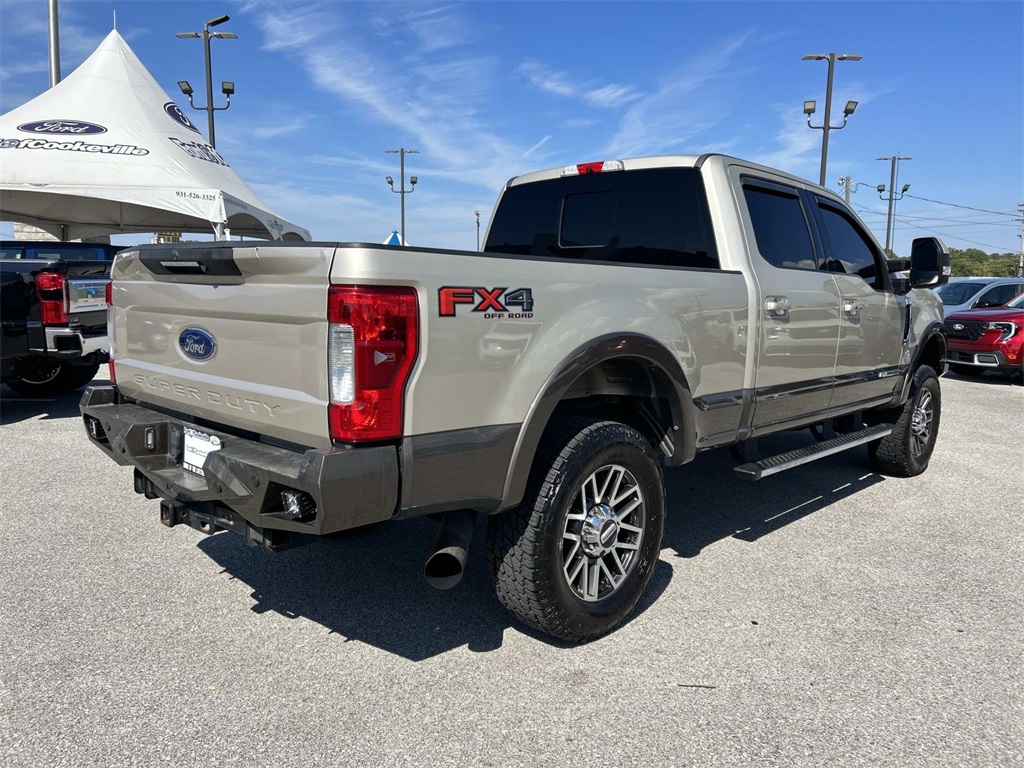 2017 Ford F-250 Lariat photo 3