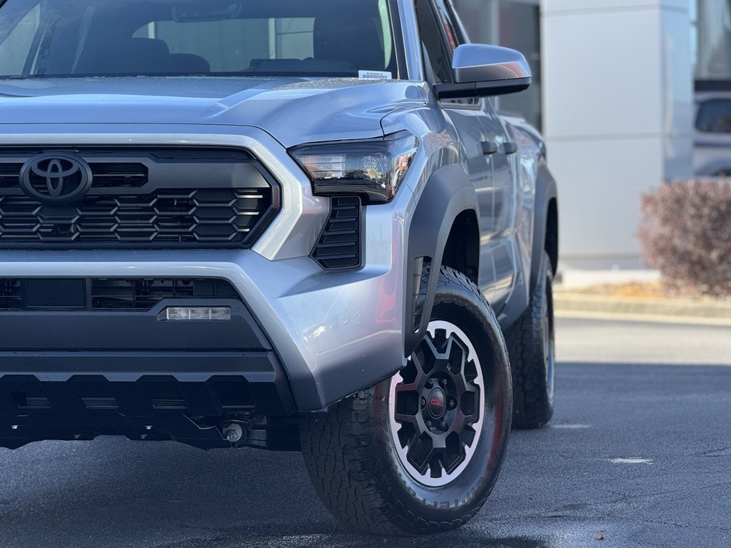 2025 Toyota Tacoma TRD Off-Road 4x4 Double Cab photo 4