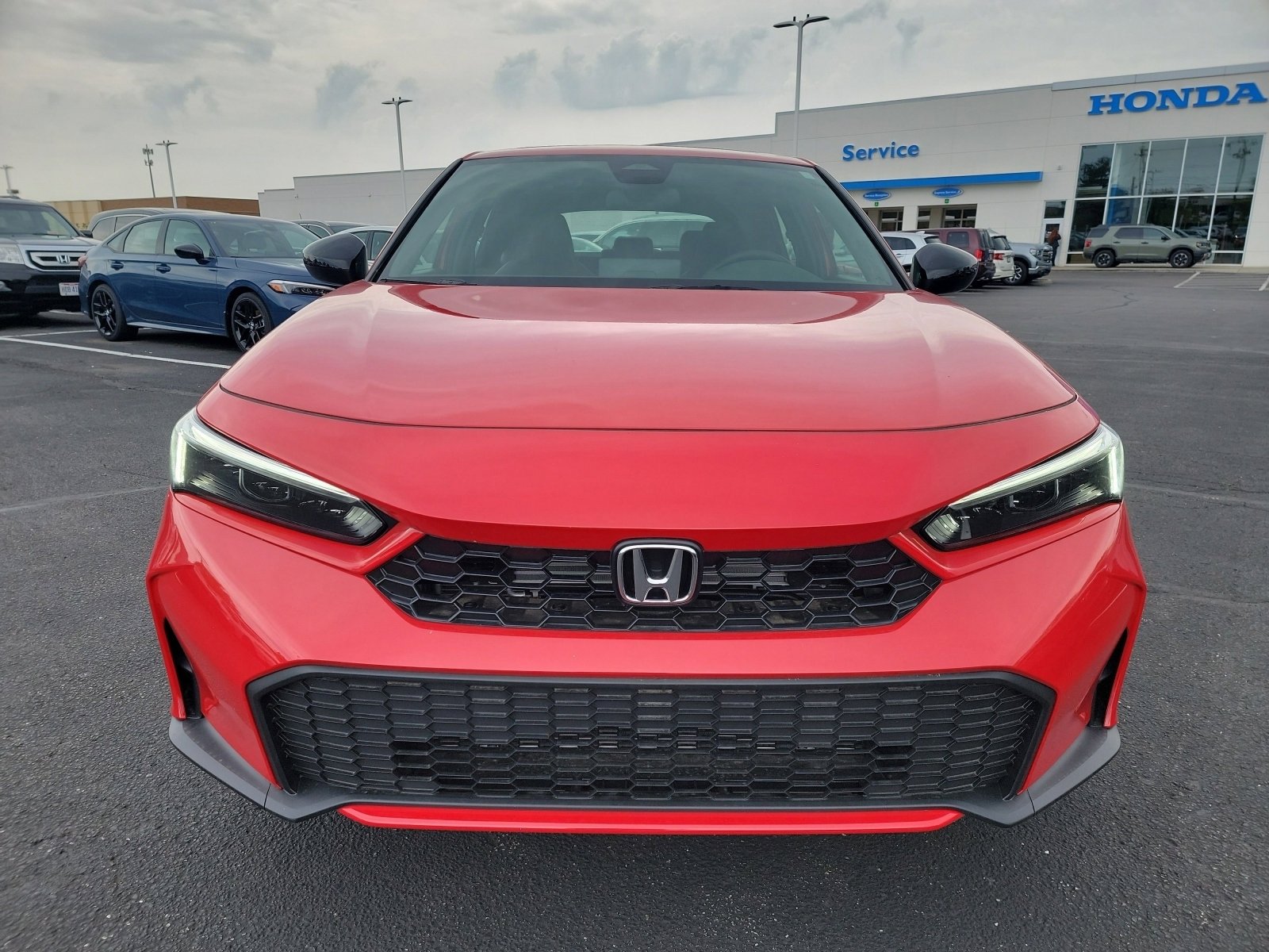 2026 Honda Civic Hatchback Hybrid Sport photo 2