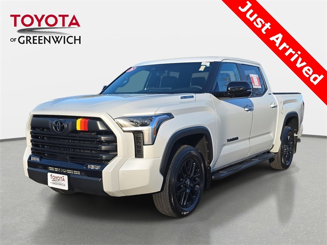 2025 Toyota Tundra Limited's photo