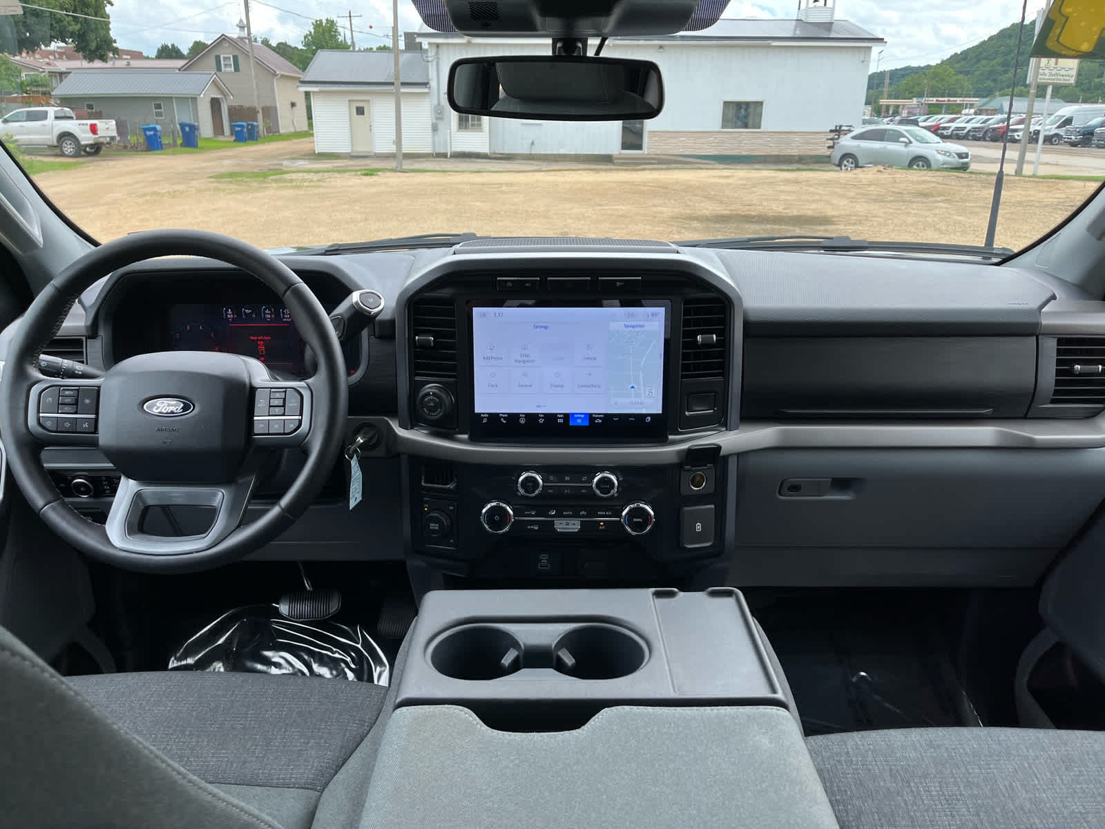 2024 Ford F-150 XLT photo 19