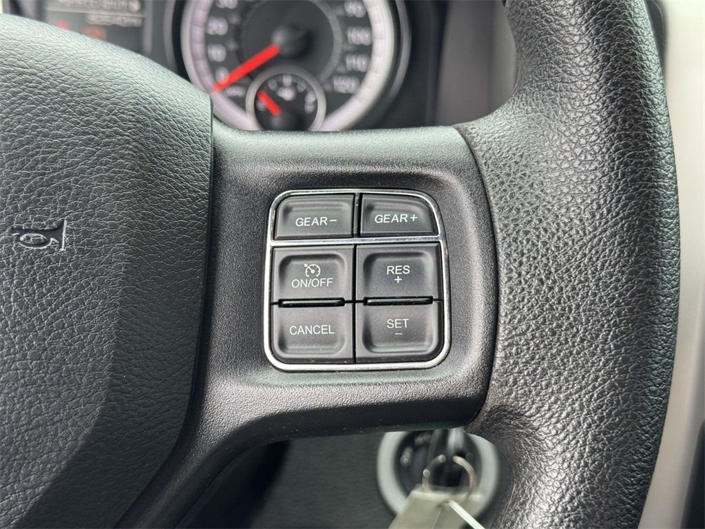 2019 Ram 1500 Classic Warlock photo 22