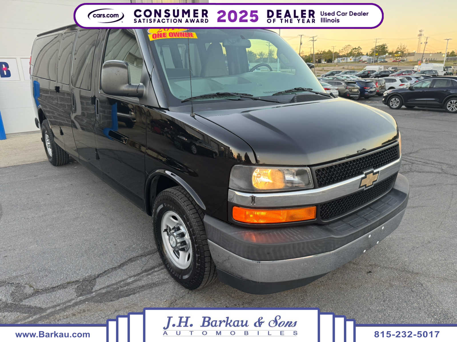2017 Chevrolet Express Passenger LS
