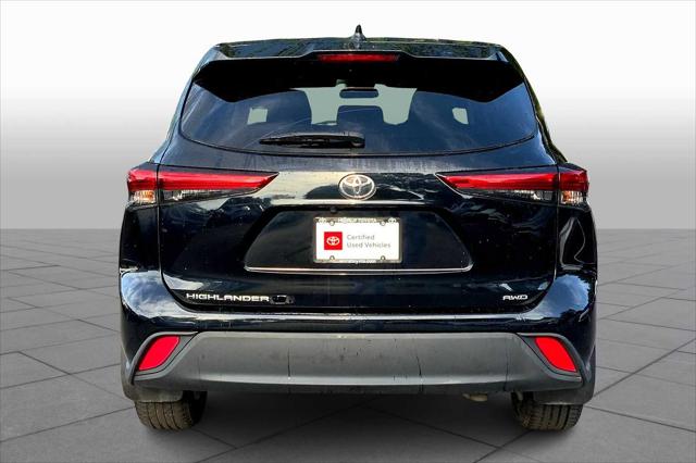 2021 Toyota Highlander L photo 3