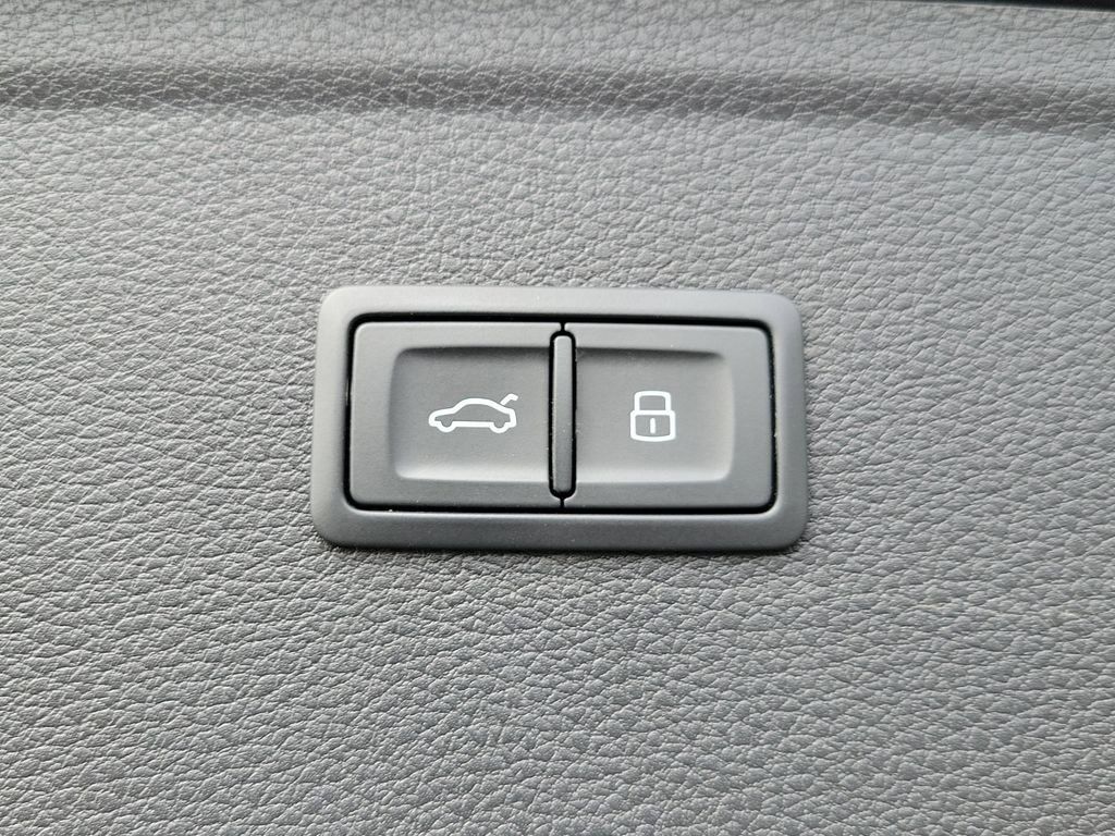 2023 Audi Q5 S line Premium Plus photo 30