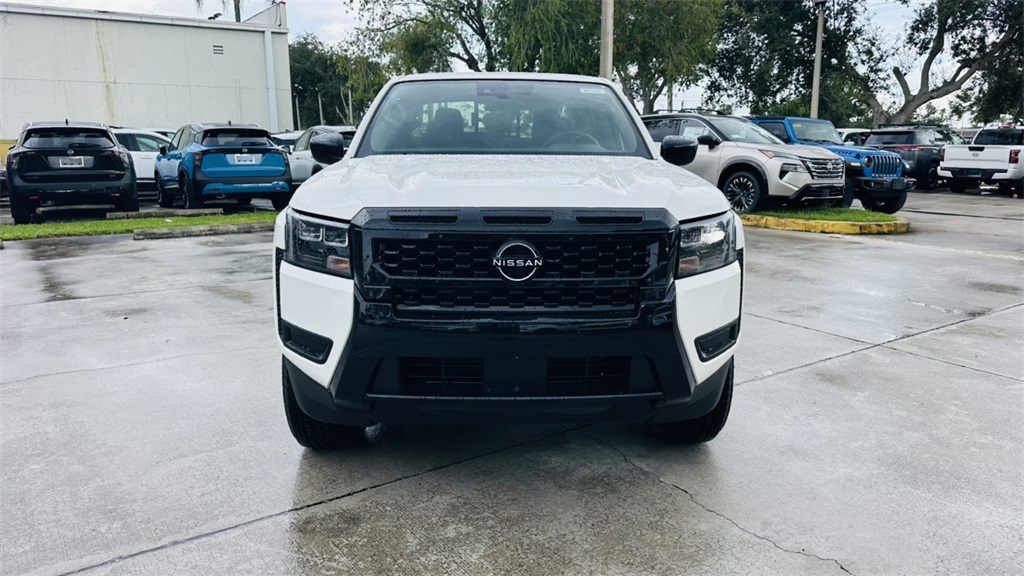 2026 Nissan Frontier SV photo 3
