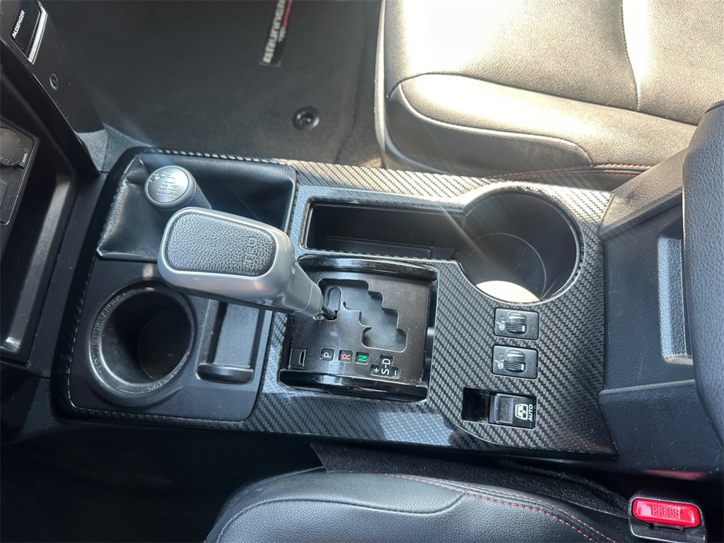 2023 Toyota 4Runner TRD Off-Road Premium photo 9