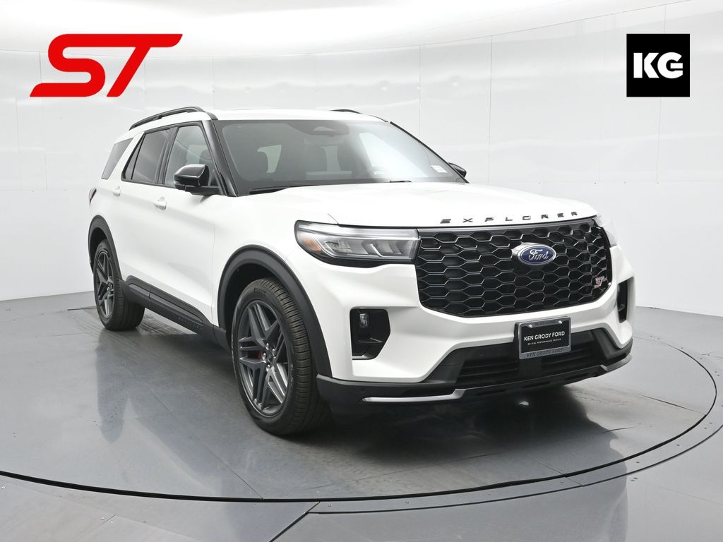 2025 Ford Explorer ST's photo