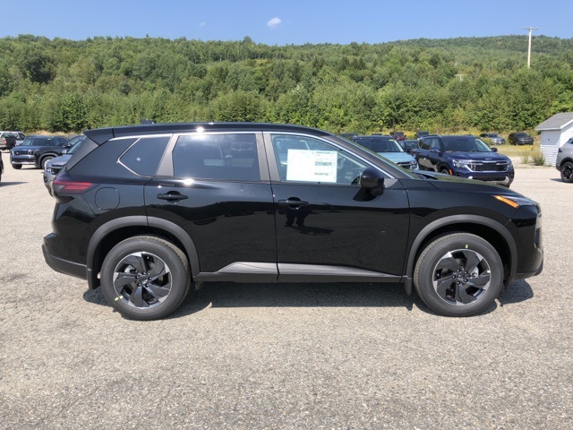 2026 Nissan Rogue SV photo 2