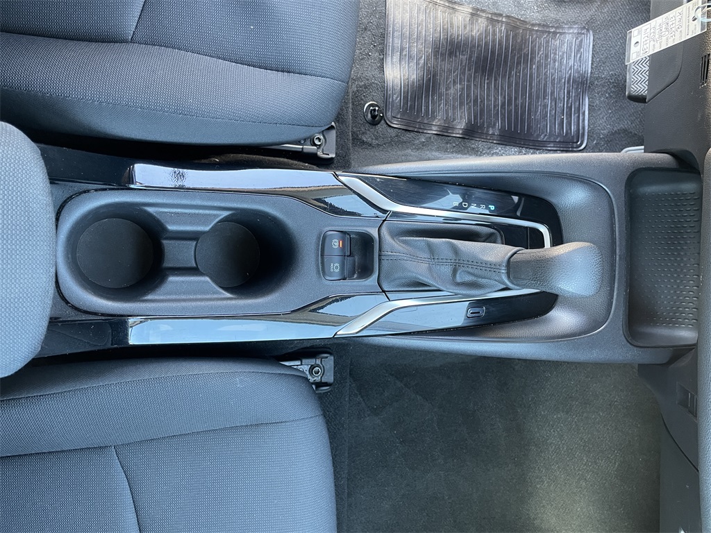 2022 Toyota Corolla LE photo 23