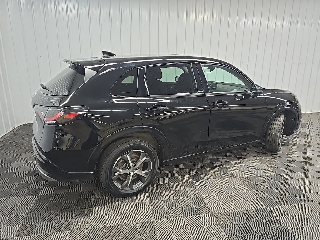 2024 Honda HR-V EX-L photo 2