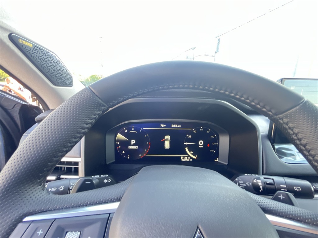 2025 Mitsubishi Outlander SE photo 15