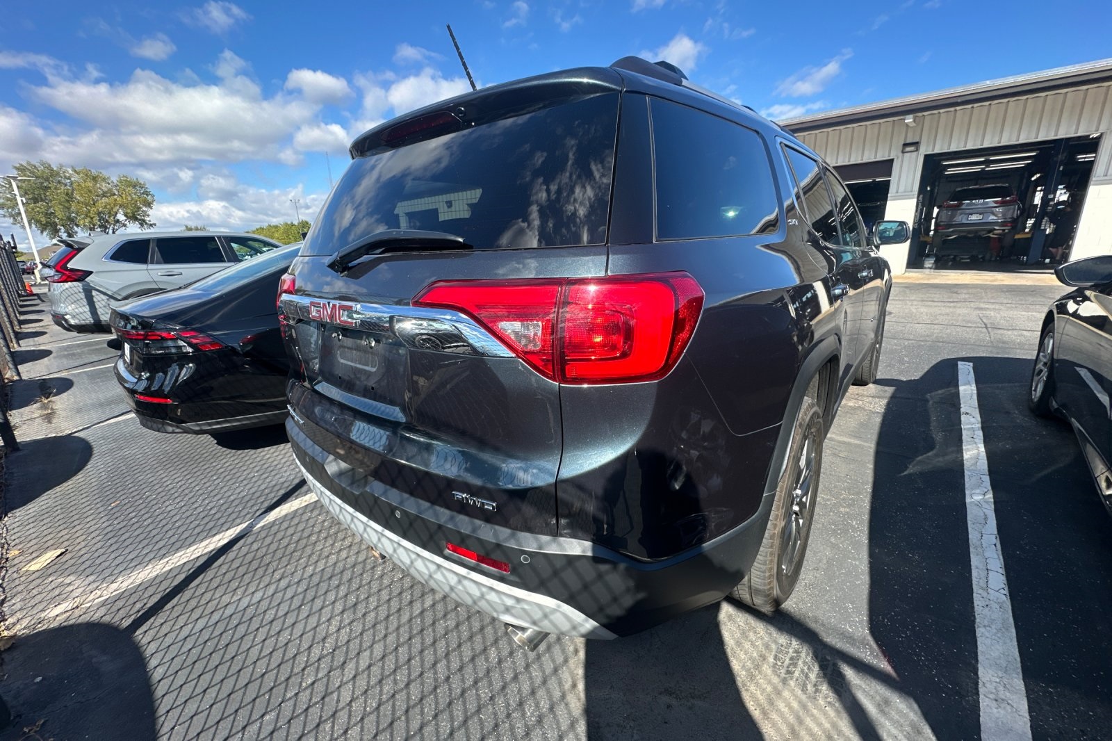 2019 Gmc Acadia SLT photo 4
