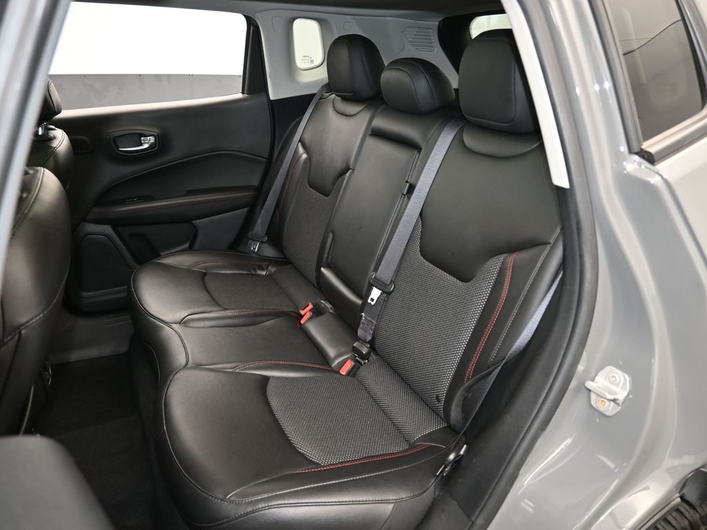 2021 Jeep Compass Trailhawk photo 27