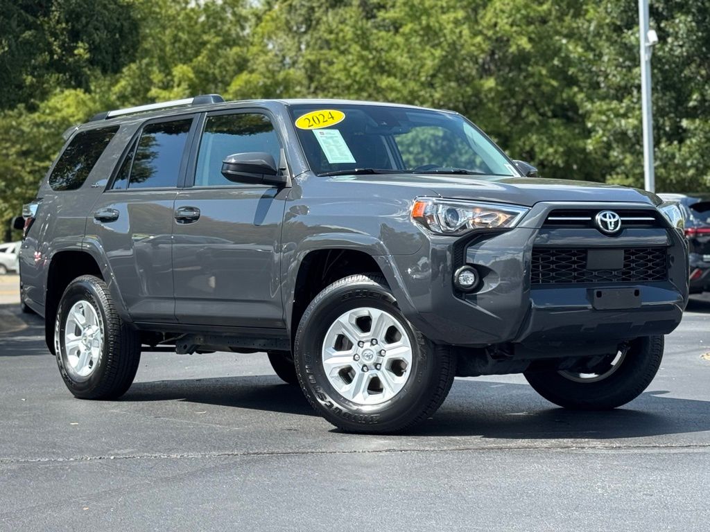 2024 Toyota 4Runner SR5 photo 2