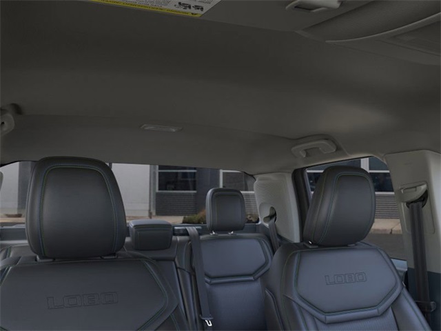 2025 Ford Maverick photo 11