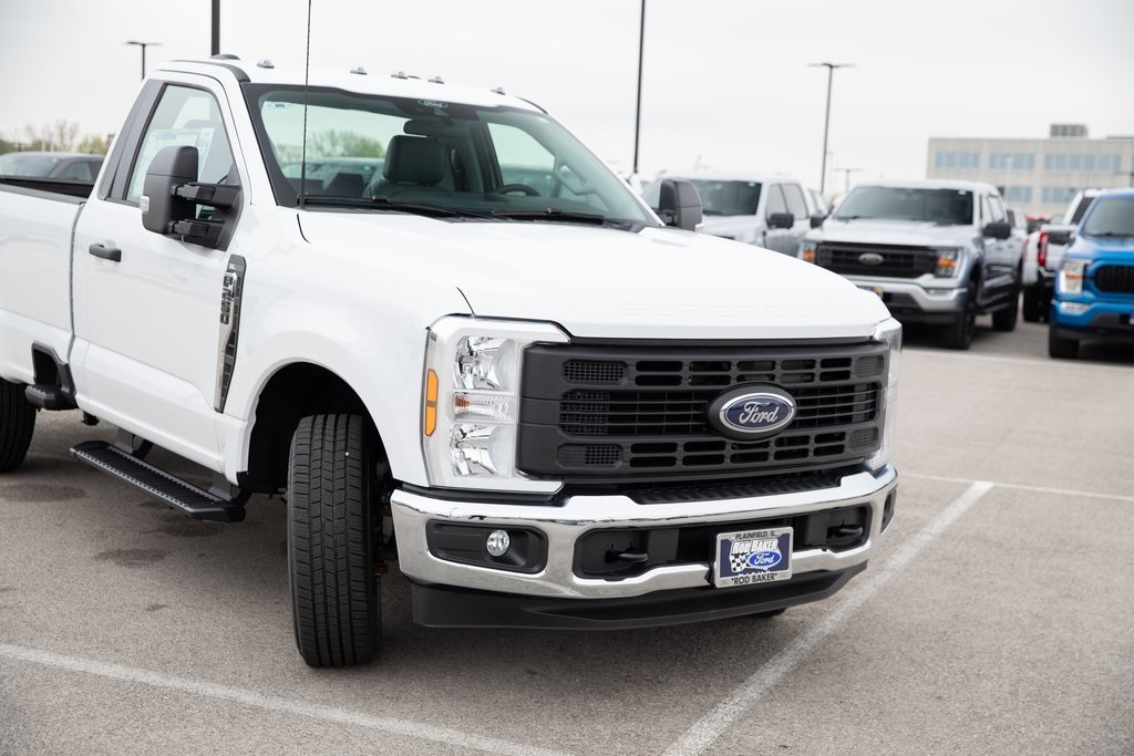 2025 Ford F-250 XL photo 5