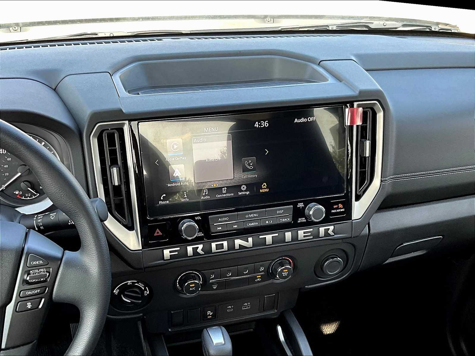 2025 Nissan Frontier SV photo 18