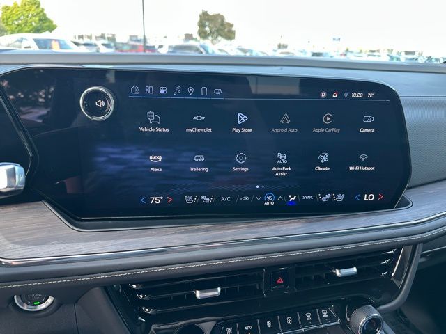 2025 Chevrolet Tahoe Premier photo 16