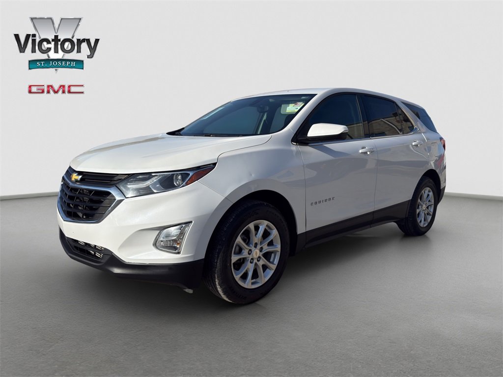 2018 Chevrolet Equinox LT photo 3