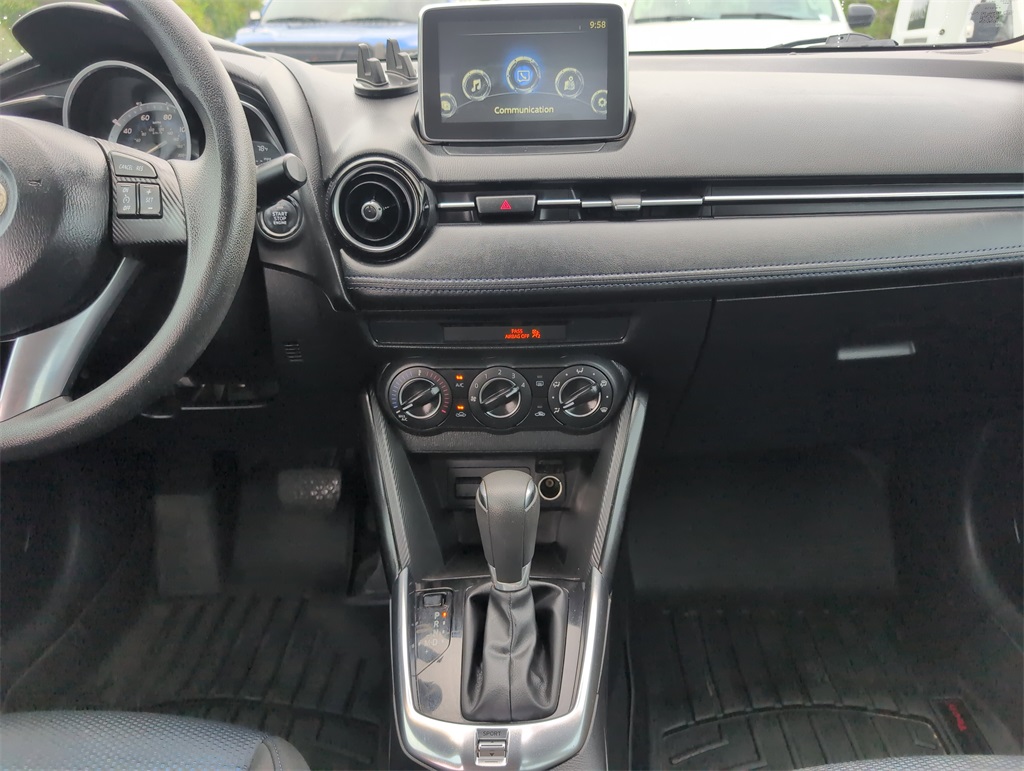 2017 Toyota Yaris iA Base photo 15