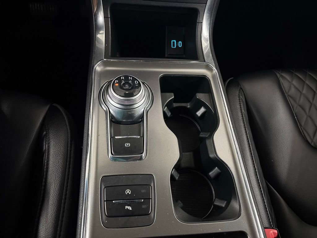 2024 Ford Edge Titanium photo 24