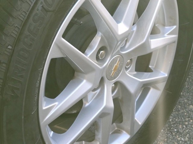 2024 Chevrolet Equinox LS photo 18