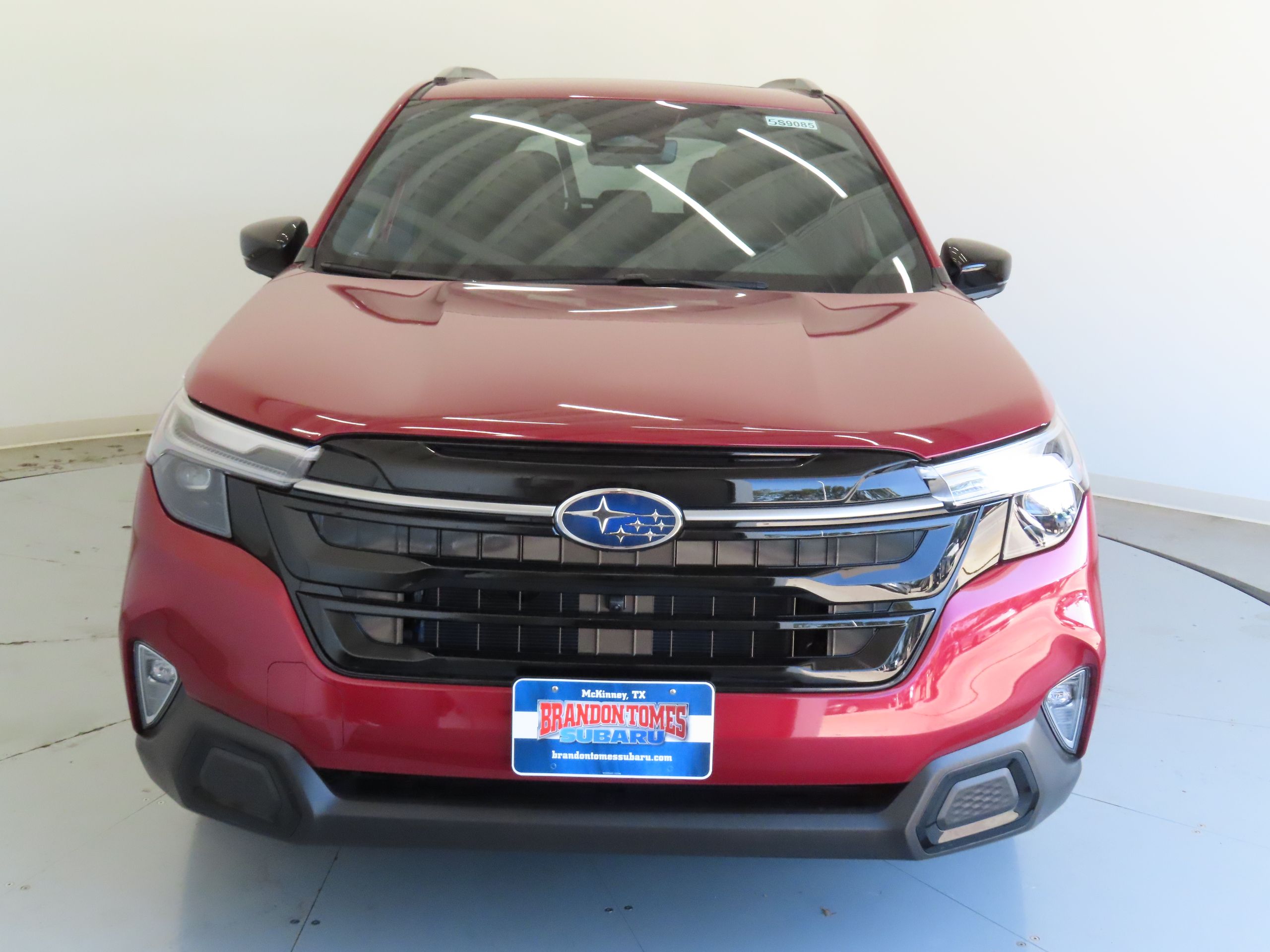 2025 Subaru Forester Touring photo 8