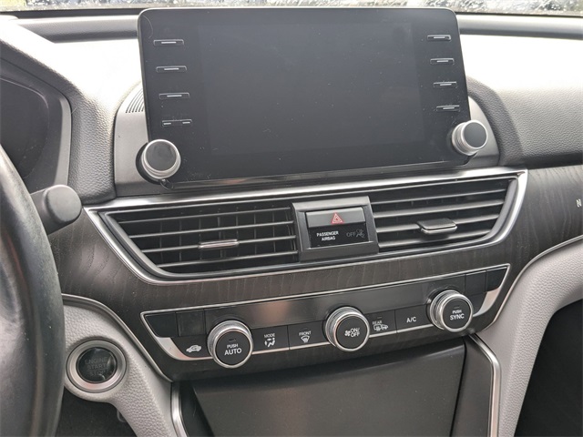 2020 Honda Accord Touring 2.0T photo 19