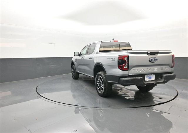 2024 Ford Ranger Lariat photo 4