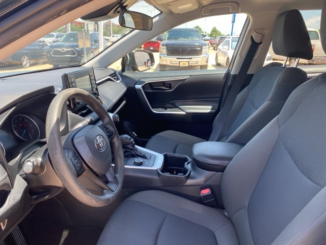 2022 Toyota RAV4 Hybrid LE photo 19
