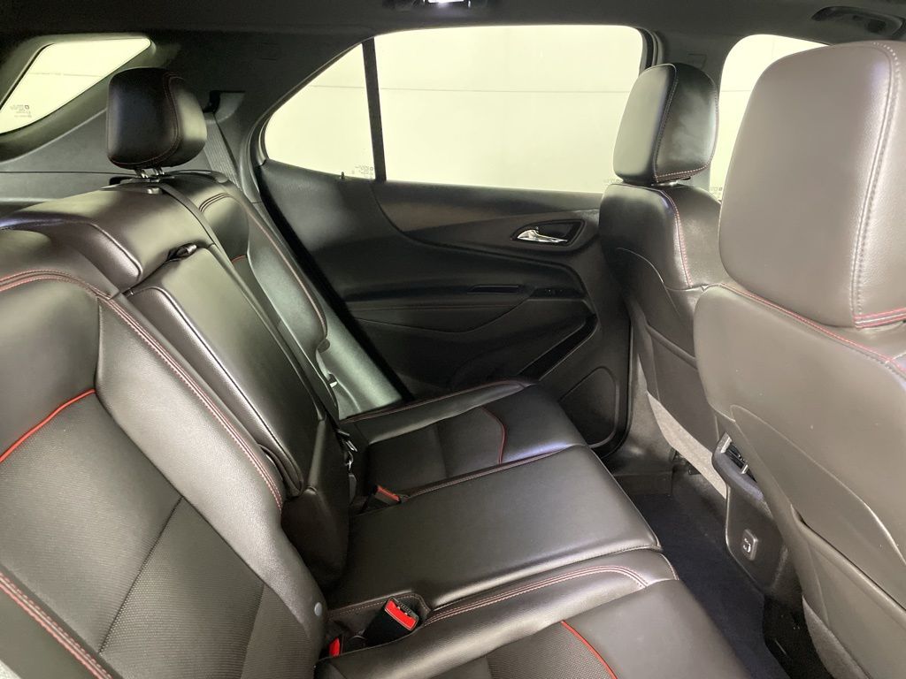 2022 Chevrolet Equinox RS photo 16