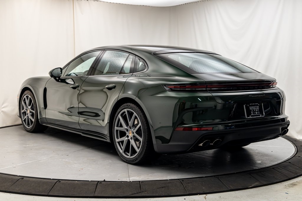 2024 Porsche Panamera 4 photo 3