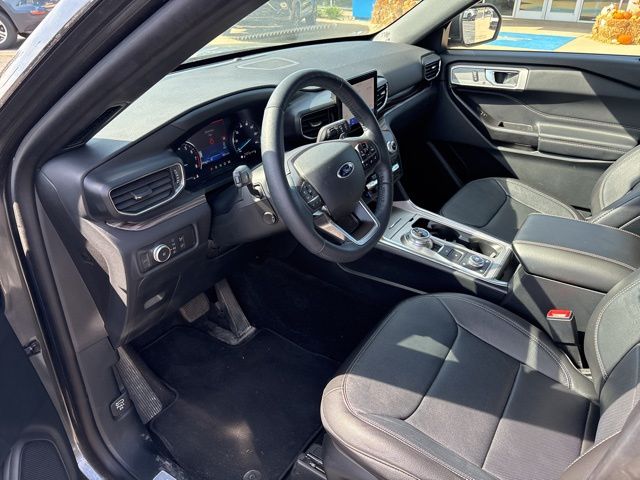 2020 Ford Explorer Limited photo 20