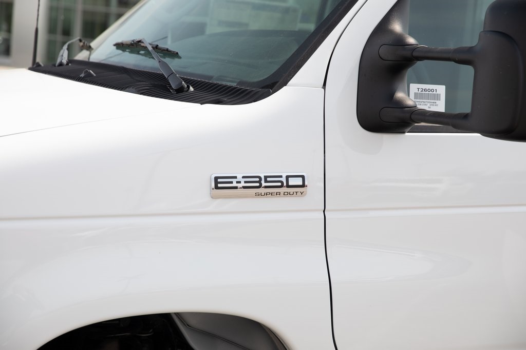 2026 Ford E-350 Base photo 5