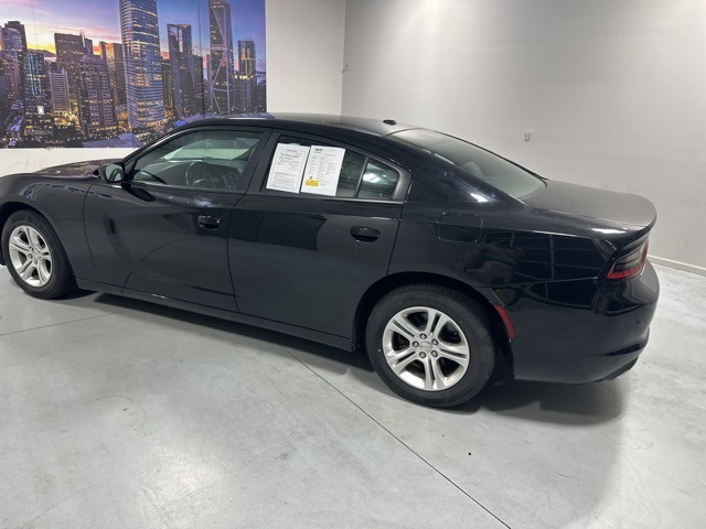 2019 Dodge Charger SXT photo 5