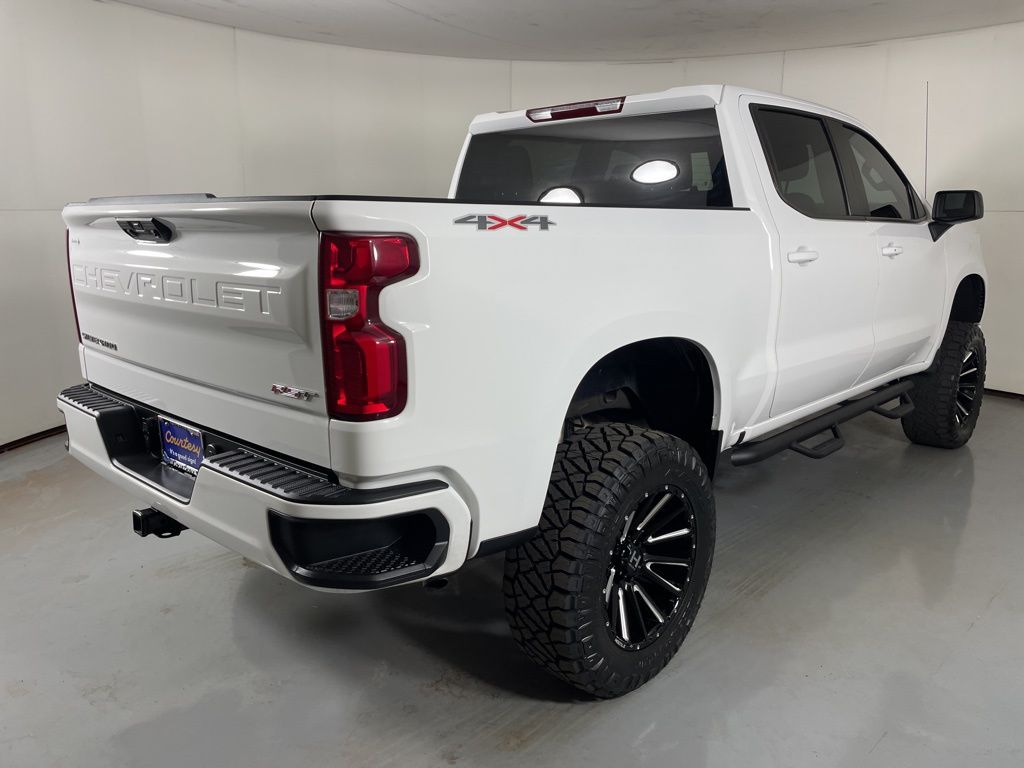 2023 Chevrolet Silverado 1500 RST photo 9