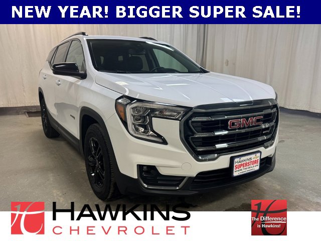 2024 GMC Terrain AT4's photo