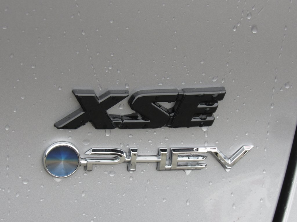2025 Toyota RAV4 Prime XSE Premium photo 5