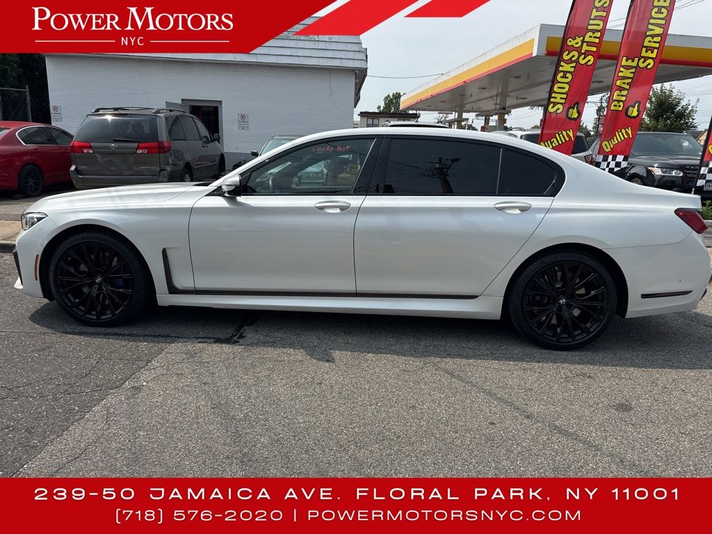 2021 Bmw 750i xDrive photo 2