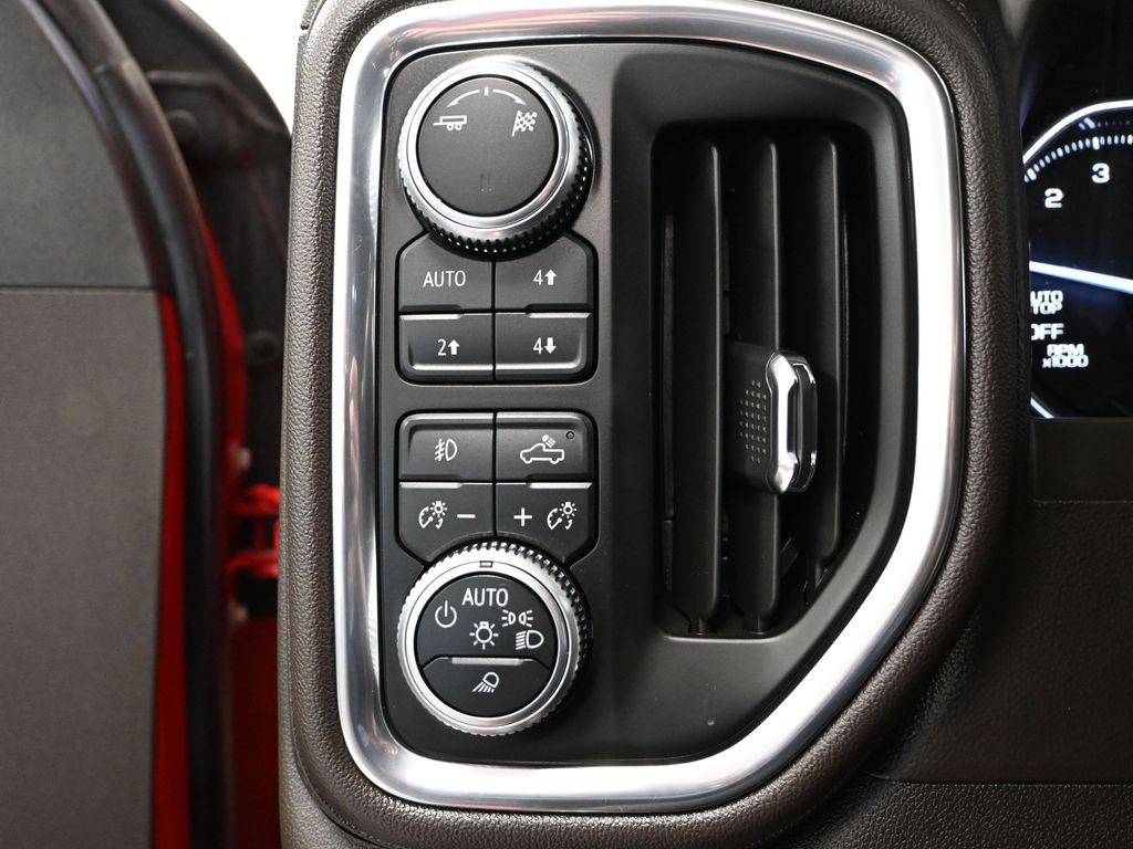 2019 Gmc Sierra 1500 SLT photo 24