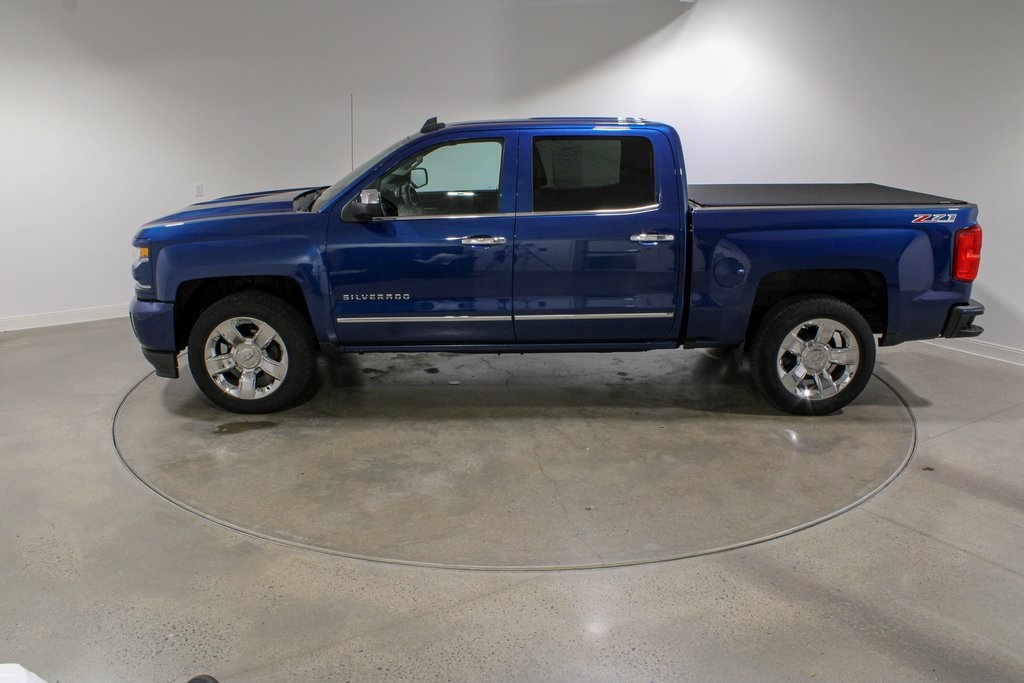 2016 Chevrolet Silverado 1500 LTZ photo 2