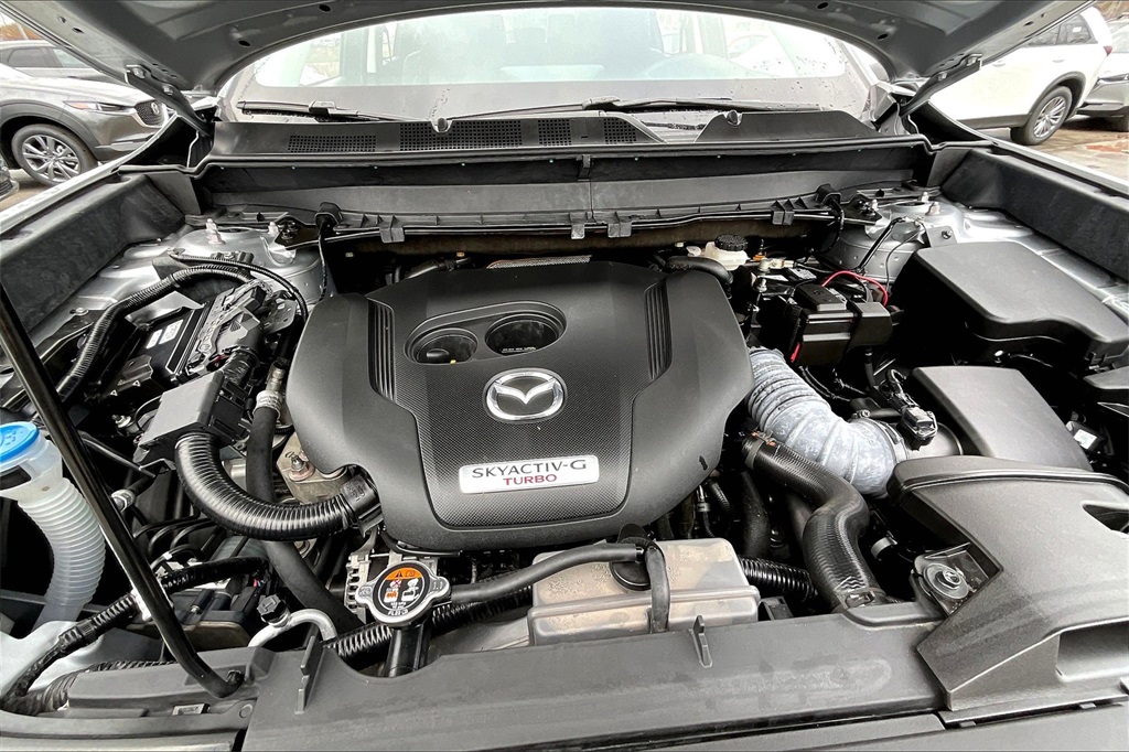 2022 Mazda CX-9 Touring photo 10