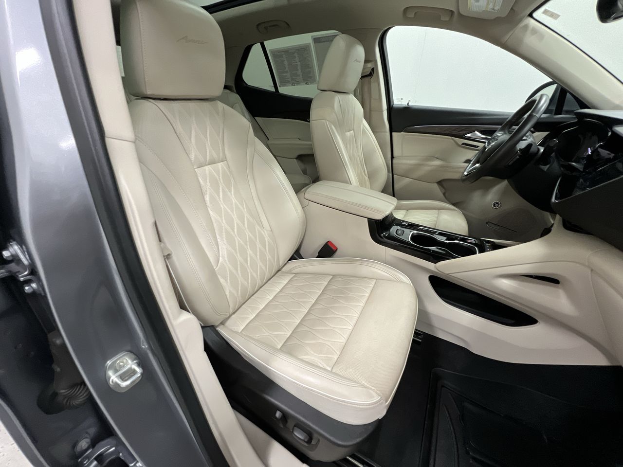 2022 Buick Envision Avenir photo 27