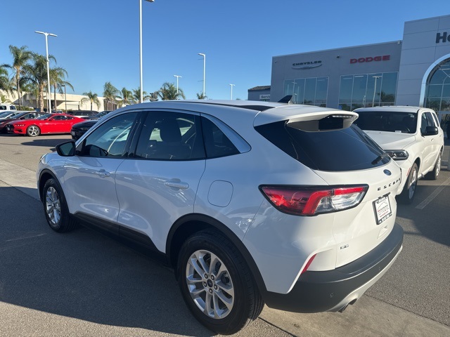 2022 Ford Escape SE photo 4